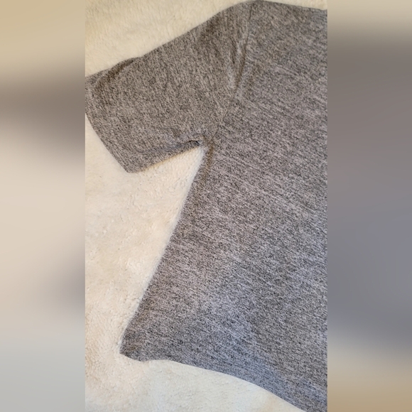 Wildfred Free Grey Twist Tee Shirt Sz Xs - Picture 7 of 9